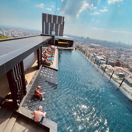 The Base Central Pattaya 2 Bed 2 Bath By Numam ภายนอก รูปภาพ