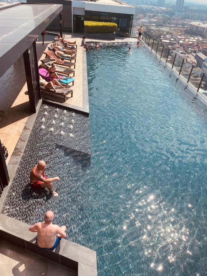 The Base Central Pattaya 2 Bed 2 Bath By Numam ภายนอก รูปภาพ