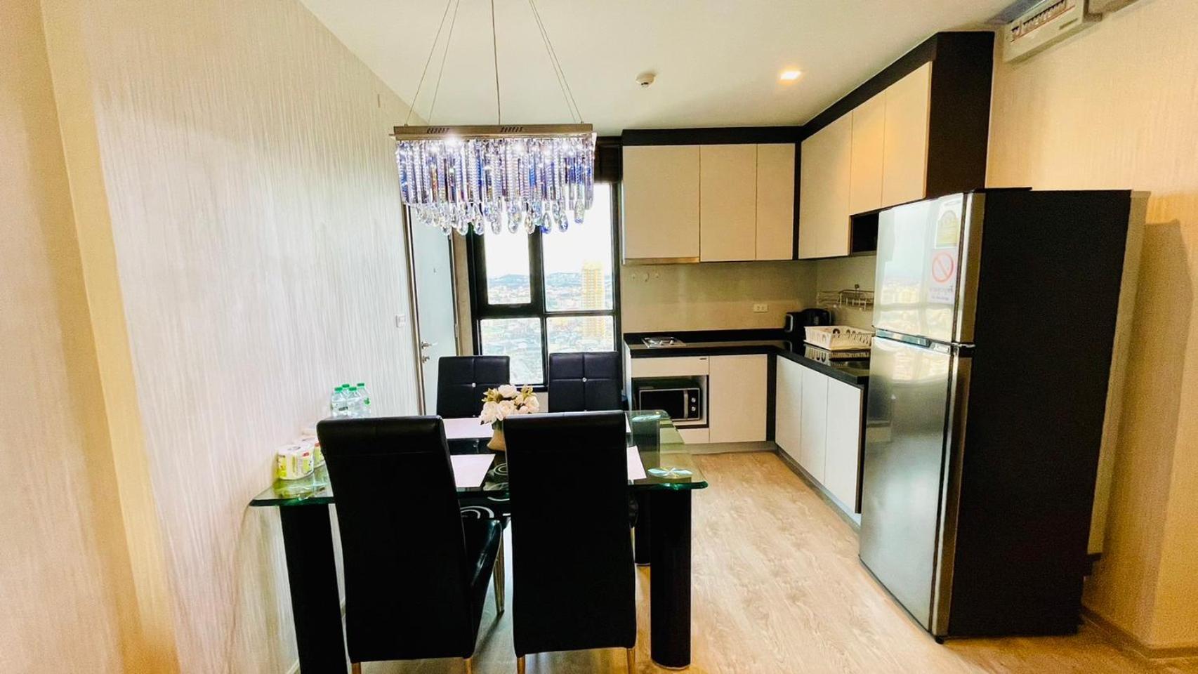 The Base Central Pattaya 2 Bed 2 Bath By Numam ภายนอก รูปภาพ